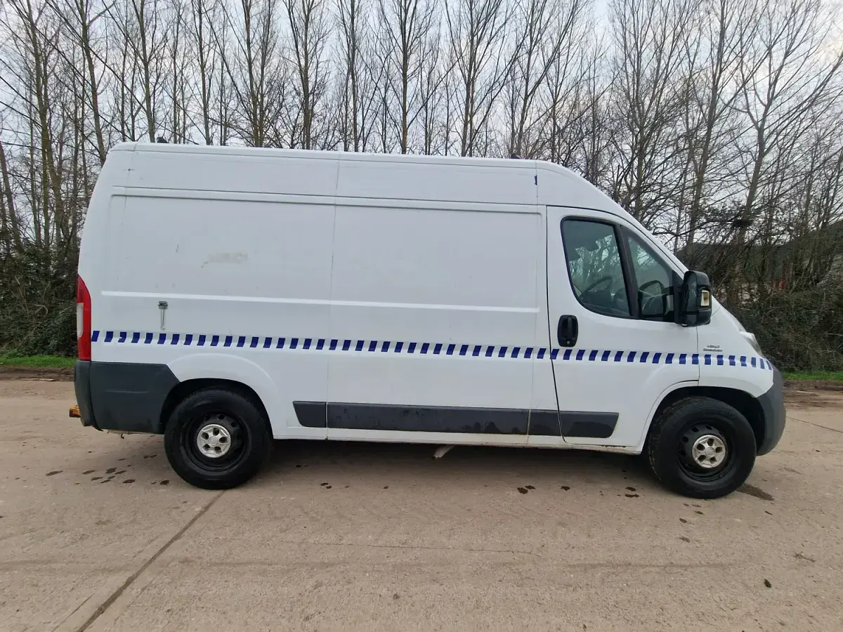Usado Fiat Ducato 130 HP (95 kW) 2016 Branco Van