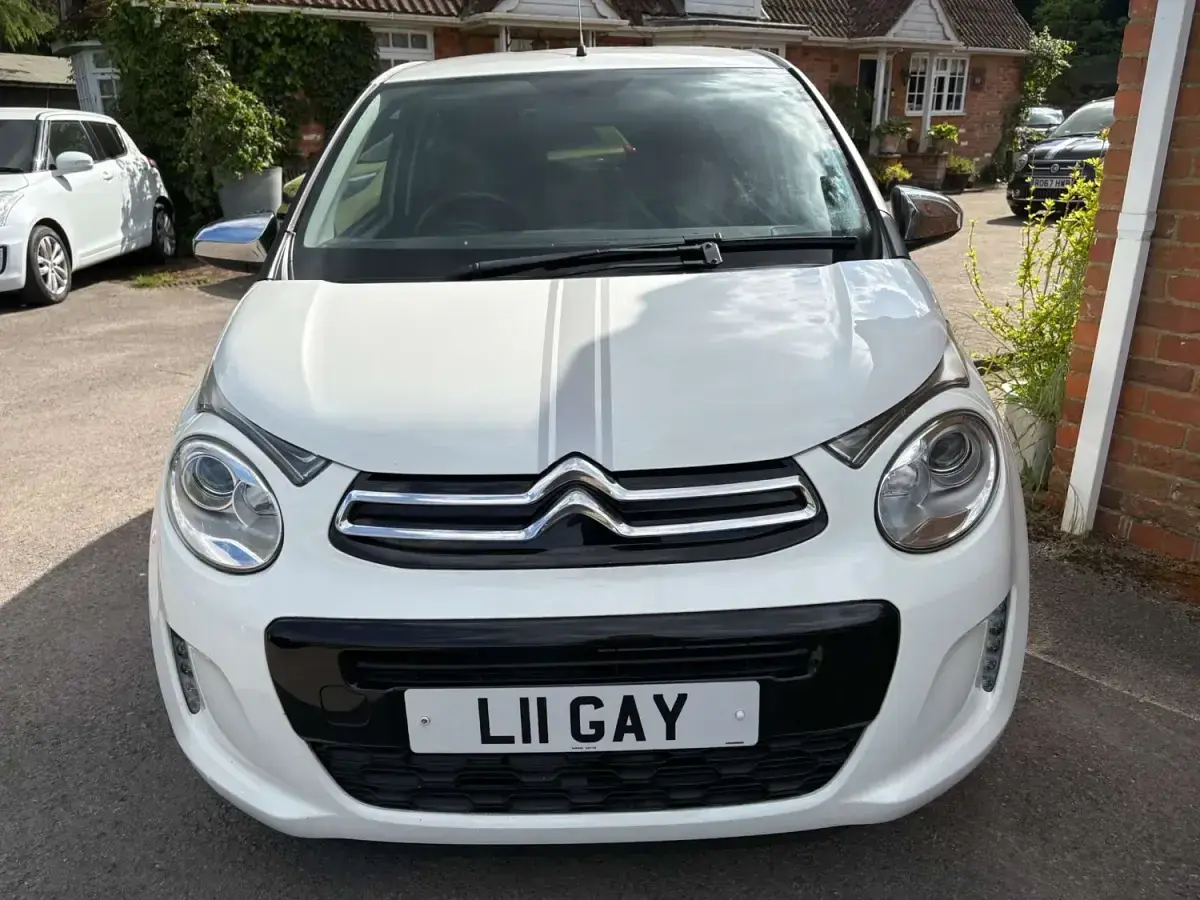 Begagnad Citroën C1 Flair 2018 Vit Halvkombi