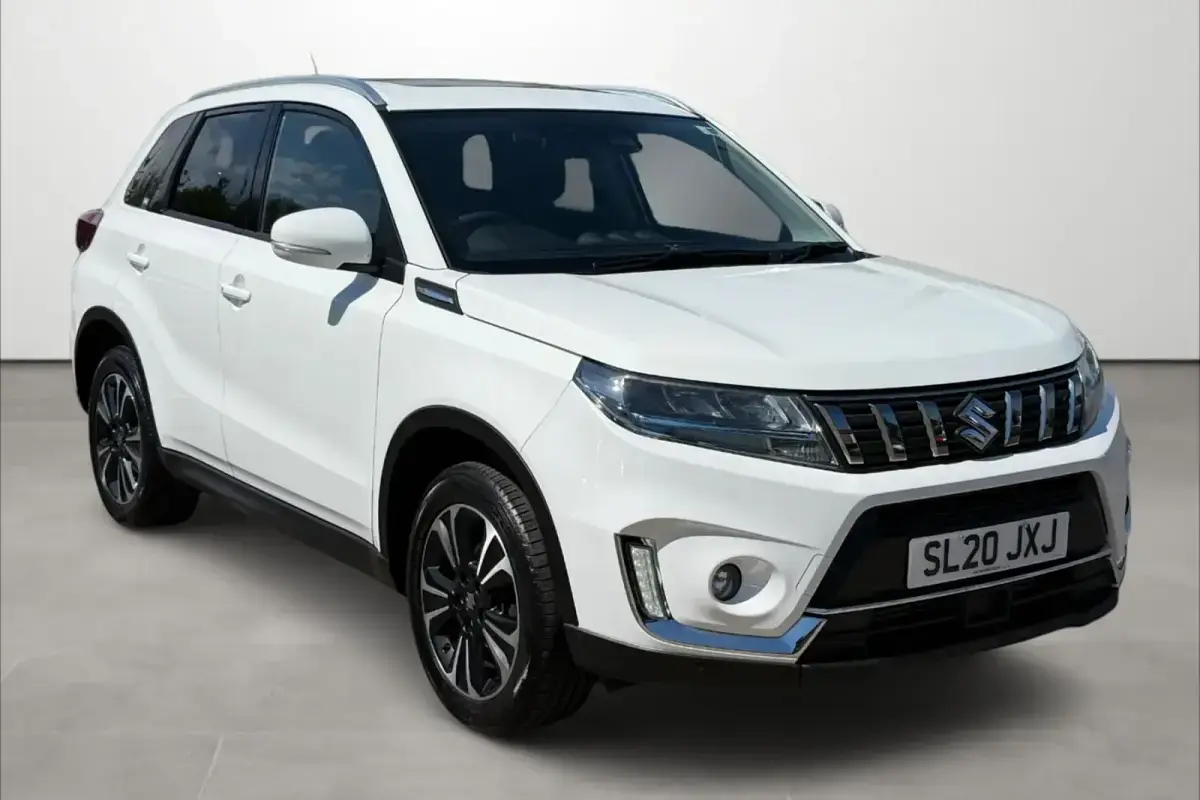 Second-hand Suzuki Vitara SZ5 2020 Alb SUV