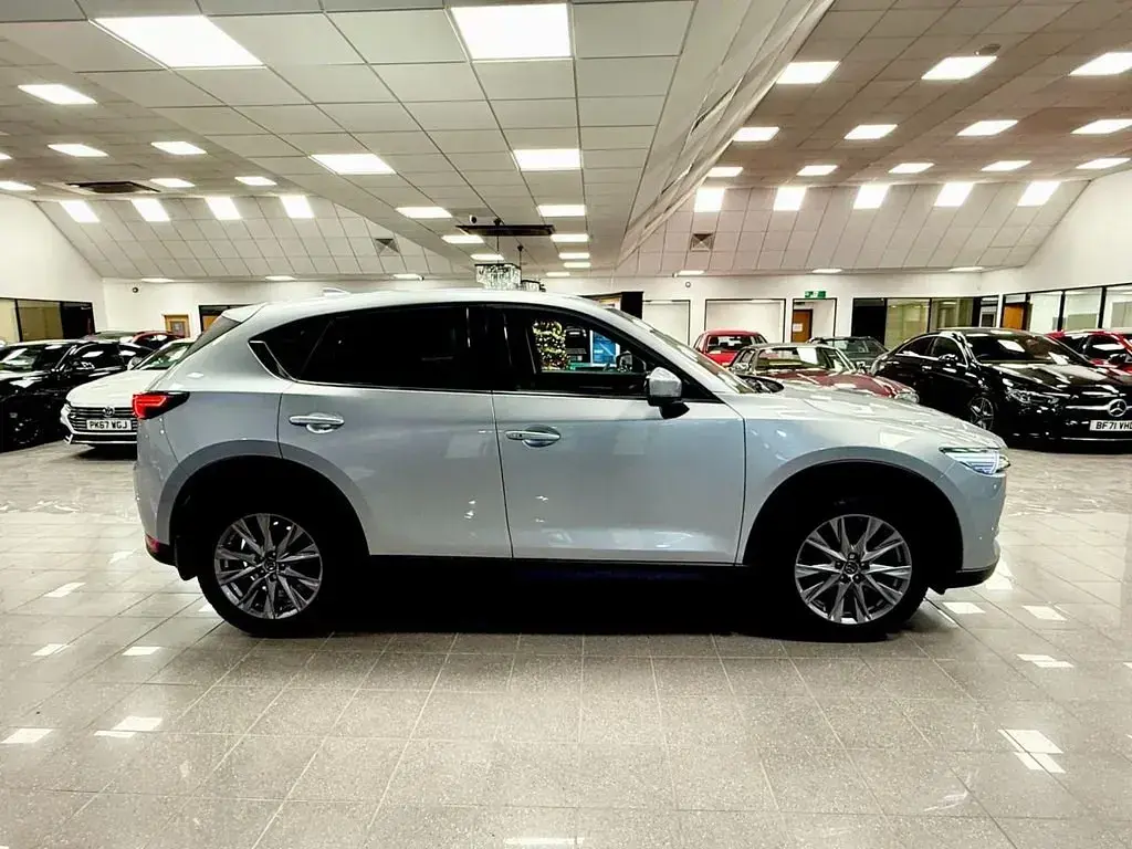 Usado Mazda 6 Inclusive 165 HP (121 kW) 2019 Prateado SUV