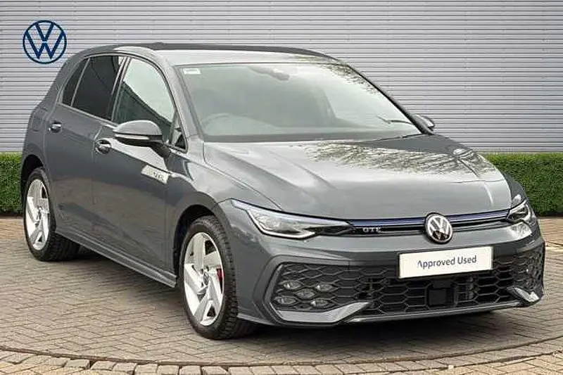 Second-hand VW Golf VIII GTE 272 CP (200 kW) 2025 Gri Hatchback