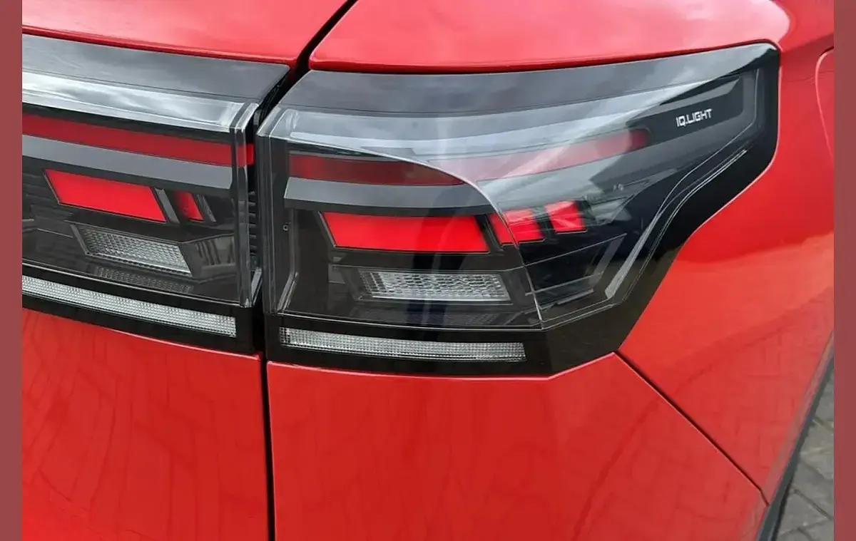 Usado VW Tiguan Elegance 204 HP (150 kW) 2025 Vermelho SUV