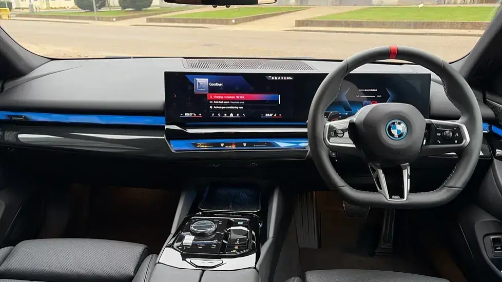 Usado BMW i5 Shadowline 436 kW (593 CV) 2025 Azul