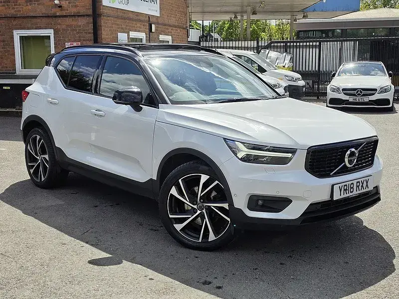 Usado Volvo XC40 247 HP (181 kW) 2018 Branco SUV