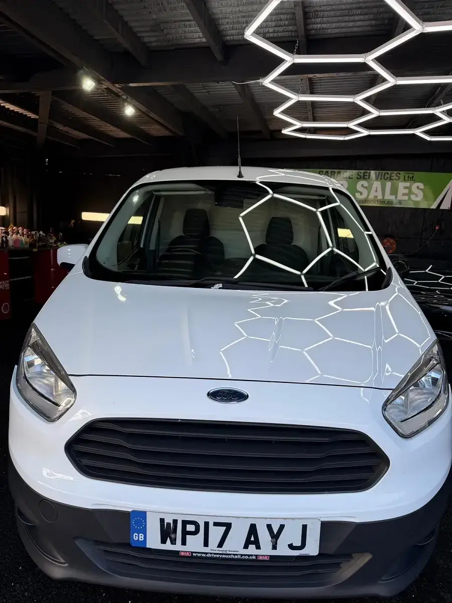 Begagnad Ford Transit Trend 95 HK (69 kW) 2017 Vit Van