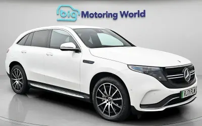 Usado Mercedes EQC400 AMG line 300 kW (408 HP) 2021 Branco SUV