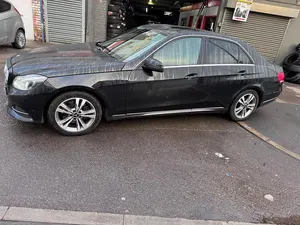 Usado Mercedes E300