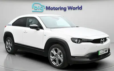 Usado Mazda MX30 Makoto 106 kW (145 HP) 2023 Branco SUV