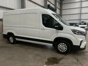 Used Maxus V90