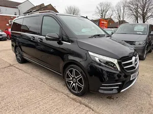 Begagnad Mercedes V250