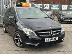 Begagnad Mercedes B180