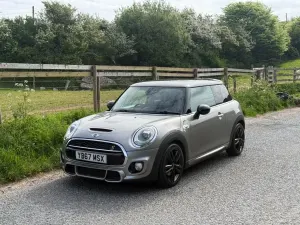 Begagnad Mini Cooper S