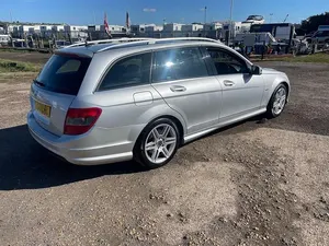 Begagnad Mercedes C180