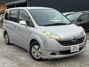 Używany Honda Stepwgn