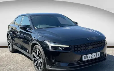 Begagnad Polestar 2 Long Range Dual motor 300 kW (408 HK) 2022 Svart Halvkombi