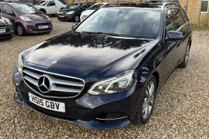 Usado Mercedes E300