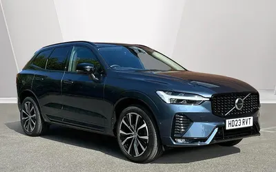 Usado Volvo XC60 Ultimate 250 CV (183 kW) 2023 Azul SUV