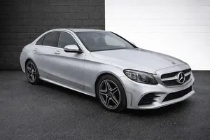 Begagnad Mercedes C200