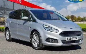 Begagnad Ford S-MAX