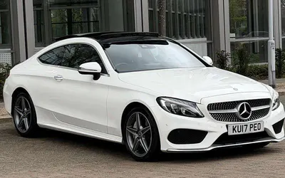 Begagnad Mercedes C250 AMG Line Premium Plus 204 HK (150 kW) 2017 Vit Sportkupé