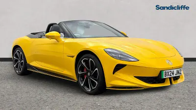 Usado MG Cyberster 375 kW (510 HP) 2024 Amarelo Cabrios