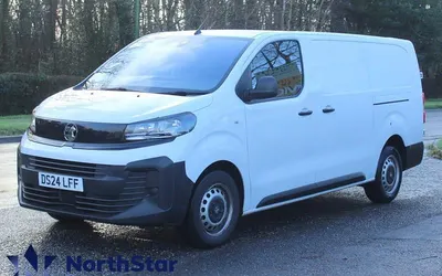 Used Vauxhall Vivaro 145 HP (106 kW) 2024 White MPV