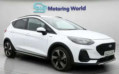 Używany Ford Fiesta Active 101 KM (74 kW) 2022 Biały Hatchback
