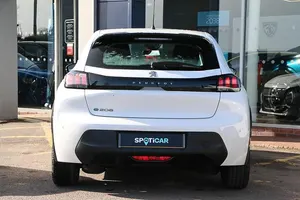 Second-hand Peugeot e-208