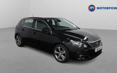 Używany Peugeot 308 Allure 131 KM (96 kW) 2019 Czarny Hatchback