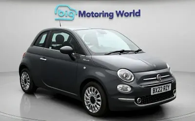 Usado Fiat 500 Dolcevita 69 HP (50 kW) 2022 Cinzento Citadino