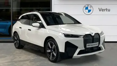 Usado BMW iX M Sport 239 kW (326 CV) 2022 Blanco SUV