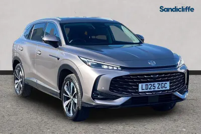 Begagnad MG HS Trophy 170 HK (125 kW) 2024 Silver SUV