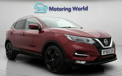 Second-hand Nissan Qashqai Tekna 140 CP (102 kW) 2019 Roșu SUV