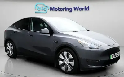 Usado Tesla Model Y Long Range AWD 286 kW (389 HP) 2025 SUV