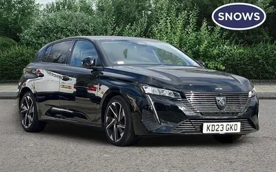 Używany Peugeot 308 Allure Premium 131 KM (96 kW) 2023 Czarny Hatchback