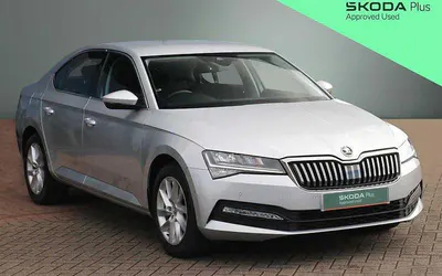 Używany Skoda Superb SE 150 KM (110 kW) 2022 Srebrny Hatchback