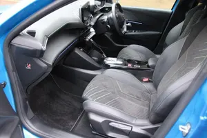 Second-hand Peugeot e-208