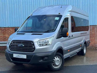 Usado Ford Transit Trend 125 CV (91 kW) 2018 Plateado Monovolumen