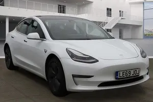 Używany Tesla Model 3