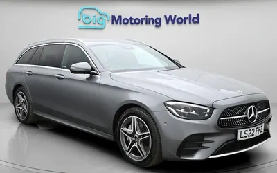 Usado Mercedes E300 AMG line 306 HP (225 kW) 2023 Carrinha