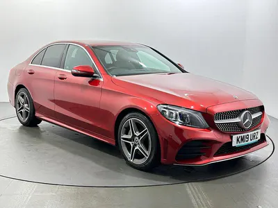 Usado Mercedes C300 AMG Line Premium 245 HP (180 kW) 2019 Vermelho Sedan