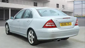 Usado Mercedes C180
