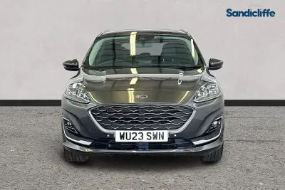 Usado Ford Kuga Vignale 190 HP (139 kW) 2023 Cinzento SUV