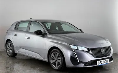 Używany Peugeot 308 Active Premium 131 KM (96 kW) 2023 Hatchback