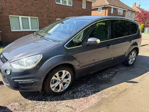 Begagnad Ford S-MAX