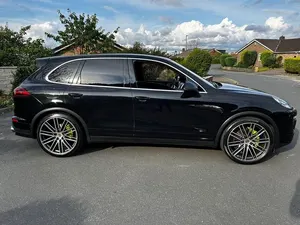 Begagnad Porsche Cayenne S E-Hybrid