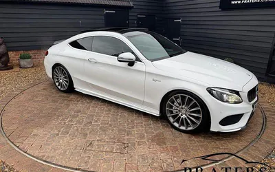 Käytetty Mercedes C300 AMG Line Premium 245 HP (180 kW) 2016 Valkoinen Coupe - kaksiovinen