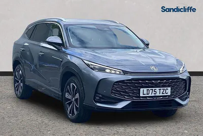 Usado MG HS Trophy 224 HP (164 kW) 2024 Cinzento SUV