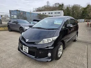 Begagnad Toyota Estima