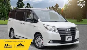Begagnad Toyota Noah